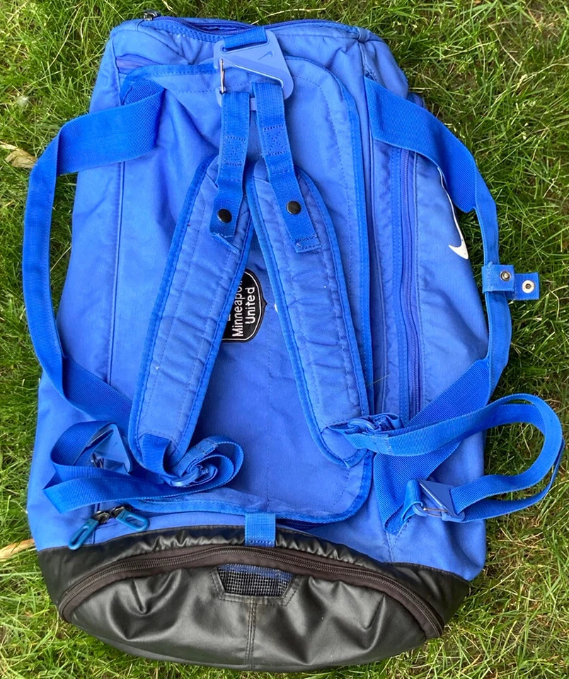 Nike MINNEAPOLIS UNITED Est. Bolsa de deporte de fútbol juvenil 1984 bonita Foto 3 de 4