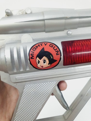 ASTRO BOY MIGHTY GUN NO. 2 TETSUWAN ATOM SPACE EXPLORER FRICTION TOY GUN - Picture 6 of 6