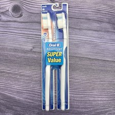 2 Pack Oral-B Advantage Toothbrush SOFT Bristles 40 Indicator VINTAGE USA NOS