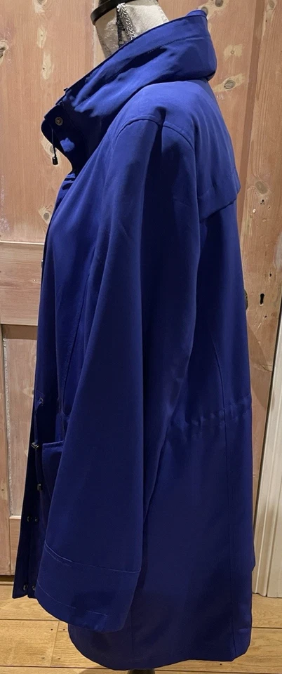 Windsmoor Timeless Style Blue Coat ‘M’ (17/12) - Image 3 of 4