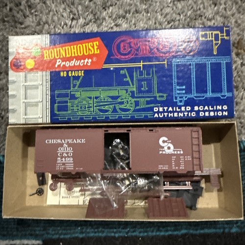 Roundhouse 1070 escala HO Chesapeake y Ohio 40' Boxcar Road #5499 | Condition: New