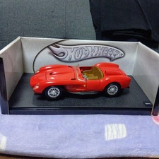 Hot Wheels 1/18  Ferrari  Testarossa 250 280887