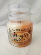 Yankee Trick or Trick Candy Corn & Buttercream Candle 45-50 hrs Burn Rare 12oz
