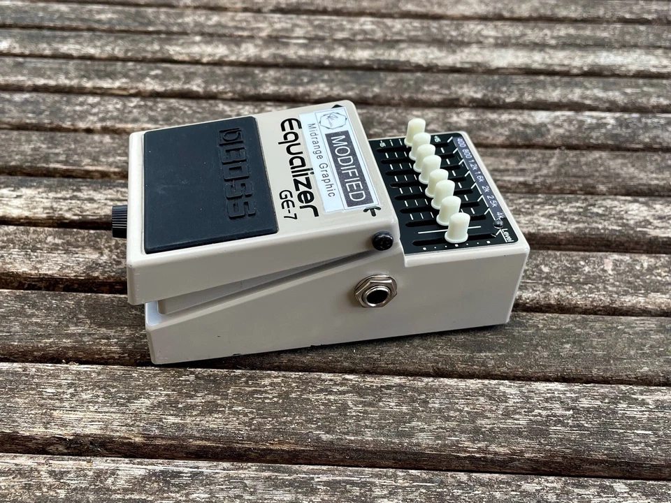 Boss GE-7 Equalizer Modded Modified MIDRANGE / Hi-Fi Mod - Image 4 of 4