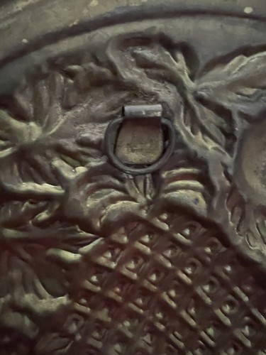 2 Vintage Brass Plate Wall Hanging Made in England 8.5 Pineapple Fruit - Picture 6 of 6