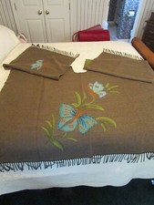 Butterfly Cape by Fabrique en France 100  Acrylique 62" Long Brown / Teal