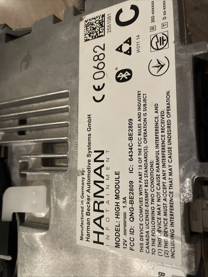 Modulo alto Toyota Auris Hybrid 86840-05010 +86140-02380 - Immagine 3 di 4