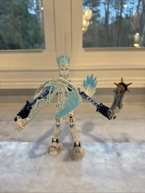 LEGO BIONICLE | Strakk |Set #8982 | 100% Complete w/ Thornax Fruit