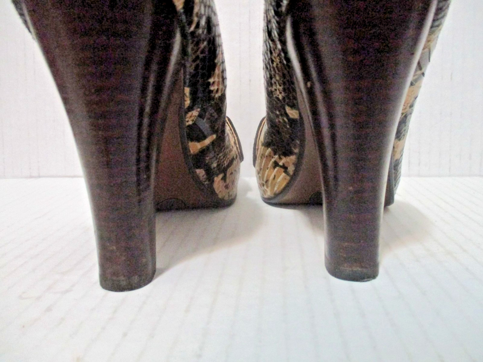 Edgy Naughty Monkey Brown Python Pumps - Size 8 - image 9