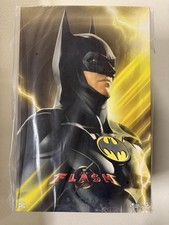 Hot Toys MMS712 The Flash Batman  Modern Suit  1 6 Action Figure  NEW