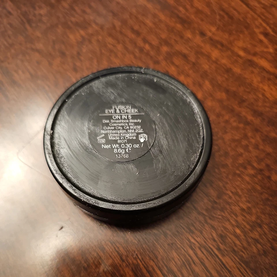 NEW Smashbox Fusion Eye & Cheek. On In 5. RARE. 5 Colors. - Image 4 of 4