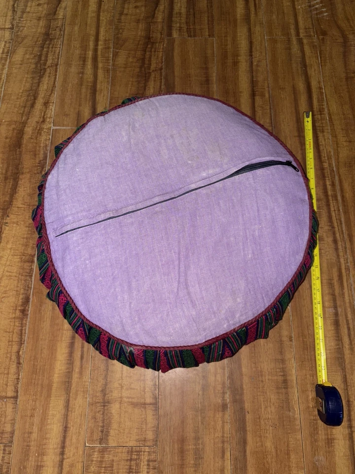 Cojín de meditación redondo granate bordado nudo sin fin auspicioso Foto 2 de 3