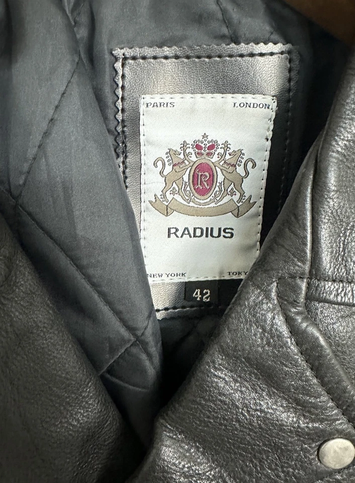 Chaqueta con cinturón de motocicleta de cuero negra vintage Radius para hombre talla 42 Foto 2 de 4