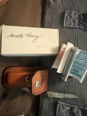 Vintage USA-Made Schrade Uncle Henry LB3 With Sheath In Original Box!