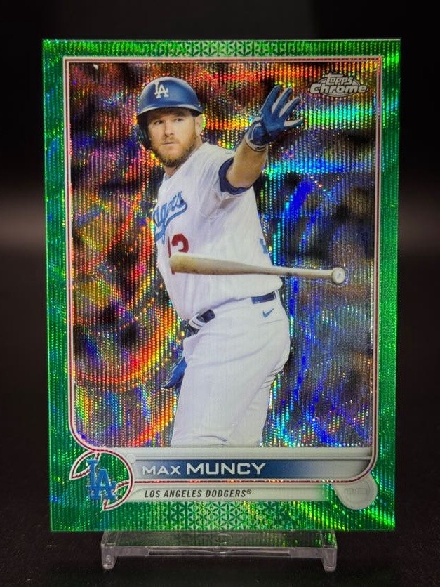 2022 Topps Chrome #42 Max Muncy Green Wave Refractor /99