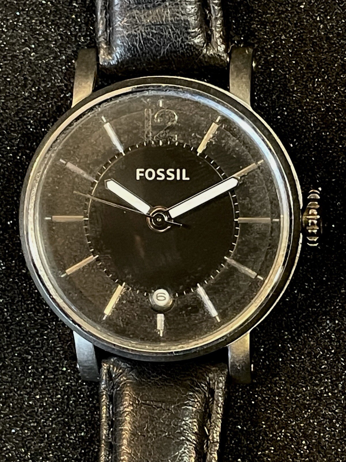 Vintage Fossil Men's Black Dial Leather Watch with New Battery