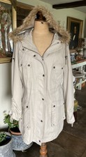 Top Quality - Ladies Feraud Beige Jacket - New - Size 14