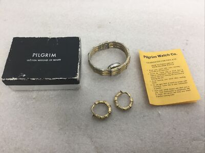 Vintage Gold Tone Cuff Hinged Bracelet Watch Pilgrim 17  display picture 1