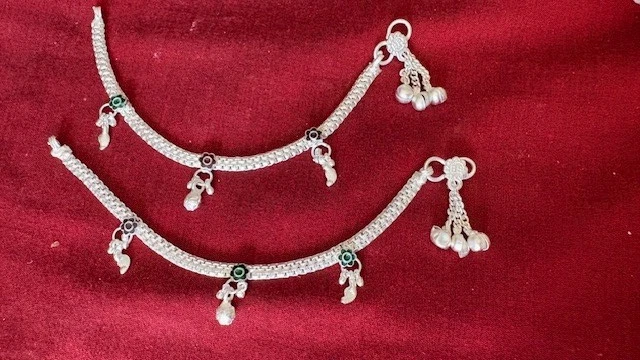 Bebé Lote 2 Pares Tobillo Pulsera Tobillera Plata Paisley Campanas Cadena India Joyería Foto 4 de 4