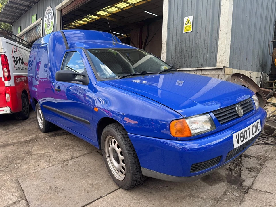 Volkswagen Caddy MK2 Sdi Car Derived Van 1995-2004 Hazard Switch - Image 4 of 4