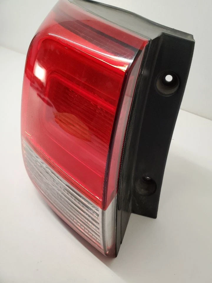 Luz trasera de conductor 14-15 KIA SORENTO LH cuarto de panel montado incandescente  Foto 4 de 4