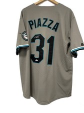 Top 10 Mike Piazza Baseball Cards 26