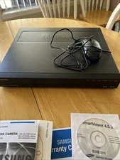 Samsung Network Video Recorder SRN-8735 With Cameras