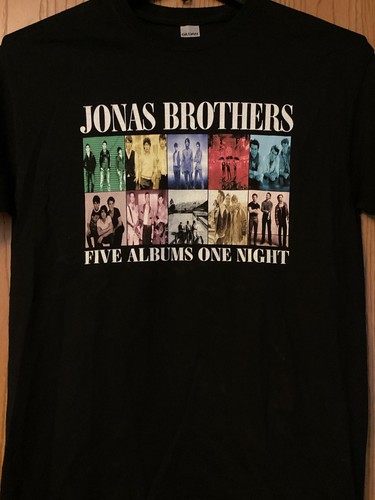 Jonas Brothers - “Five Albums - One Night” - Black Shirt - M