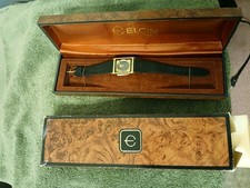 1980s NOS Elgin Gold Tone Disney Mickey Mouse Quartz Watch IN BOX & CASE 035S