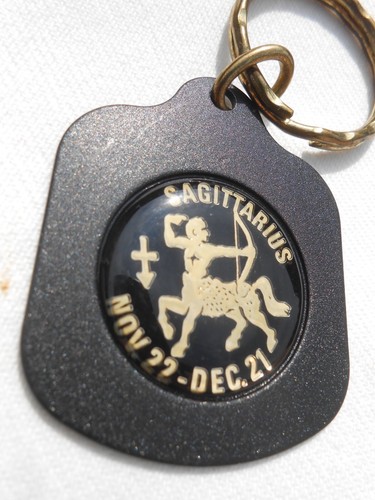 Vintage 90's SAGITTARIUS Machine Gun Black Metal Key Chain w/Gold Ring USA KF2 - Picture 1 of 5