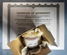 WALT WEISS AUTOGRAPHED BASEBALL (NIB) 1988 AMERICA LEAGUE R.O.Y. includes COA *