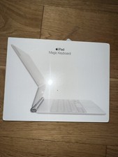 Apple Smart Keyboard Folio for 11-inch iPad Pro - British English