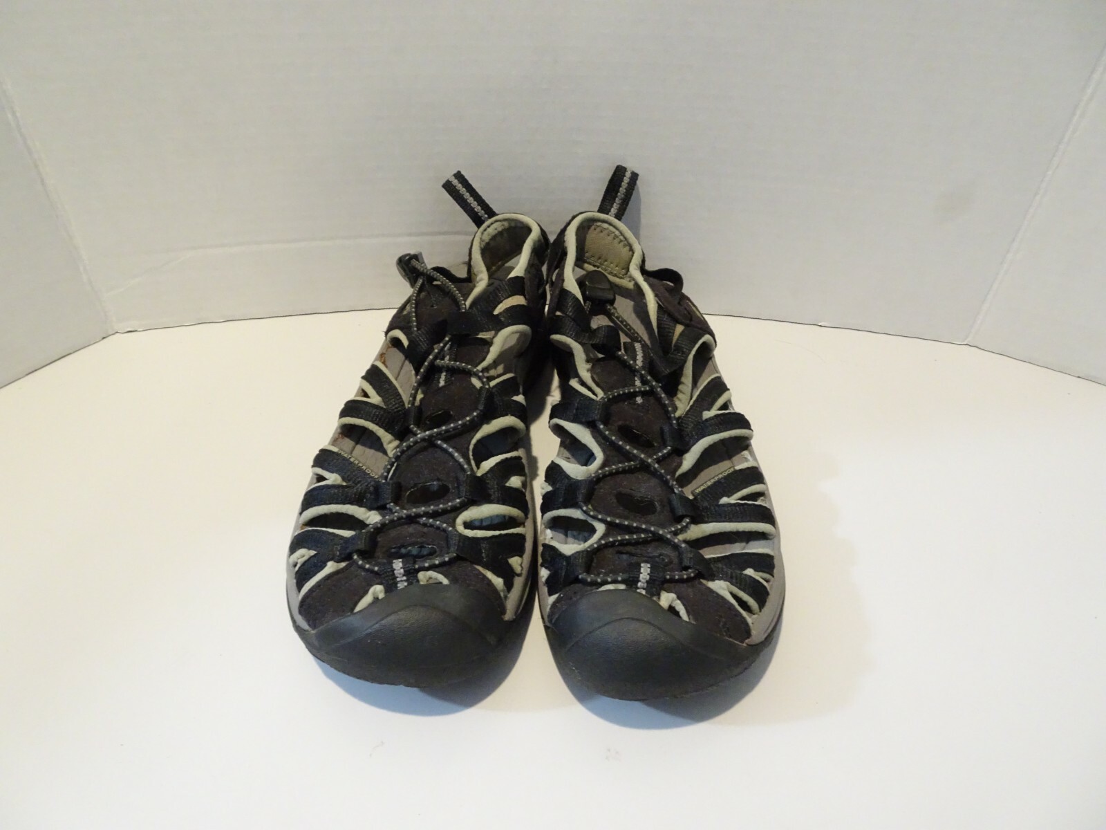 Sandali scarpe acqua KEEN Whisper taglia 8 nero grigio gargoyle escursionismo outdoor