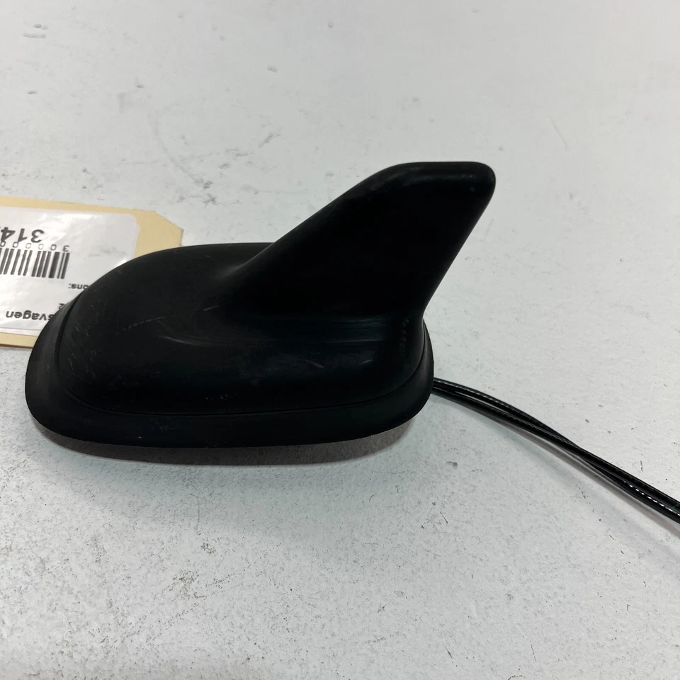 Conjunto de antena de techo aleta de tiburón escarabajo satélite Volkswagen Touareg 2011-17 fabricante de equipos originales Foto 4 de 4