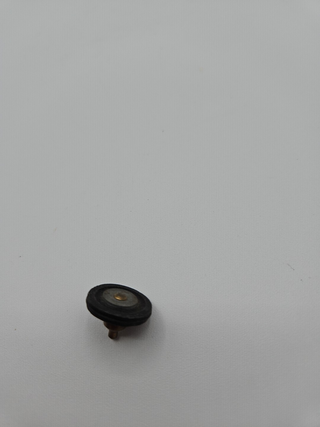 BENTLEY & ROLLS ROYCE BY-PASS VALVE (Heater & demister tap) (UD2086)