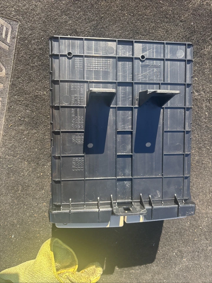 Console central Nissan Quest 2011-2017 porta-copo deslizante fabricante de equipamento original 68430-1JB0A - Imagem 4 de 4