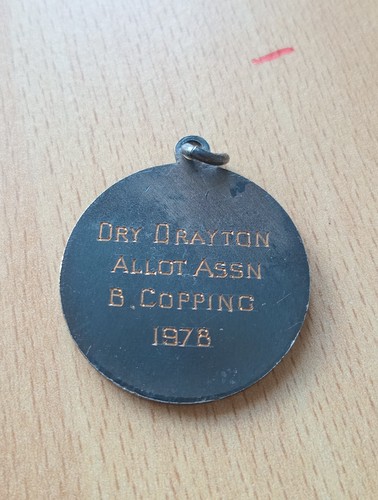 Vintage National Sweet Pea Society Affiliated Societies Medal 1978 B Copping - Picture 2 of 2
