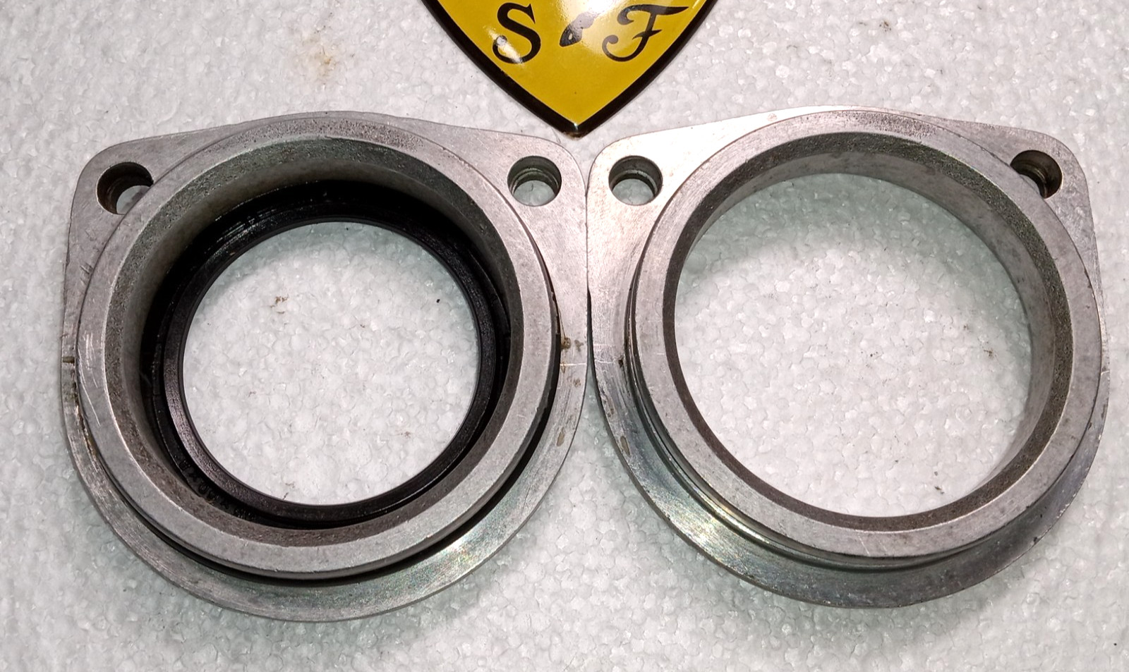 Ferrari Testarossa Cylinder Head Camshaft Front Seal Covers_121116_512TR_512M_OE