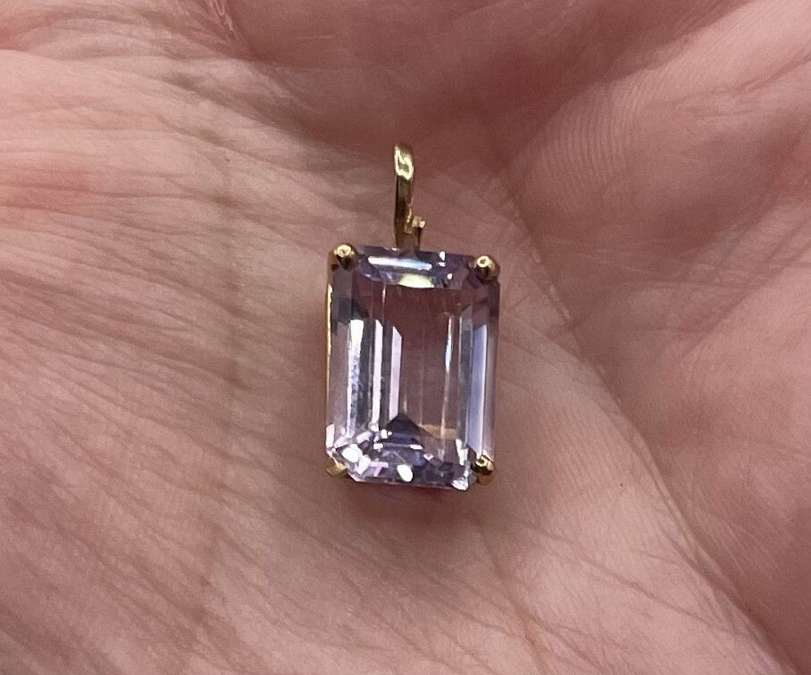 10k Solid Yellow Gold Amethyst Rectangle Pendant - image 2