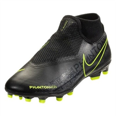 soccer phantom cleats
