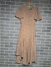 Wishlist Apparel Womens Floral Asymmetrical Midi Dress Cream/Chai Size Small