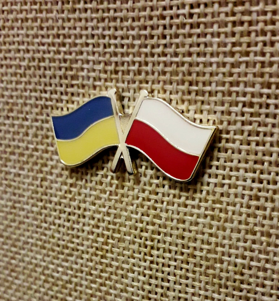 Bandera de Ucrania y Polonia Ucrania Polend Solapa Pin Oro Navidad Regalo Caja de Regalo Foto 3 de 4