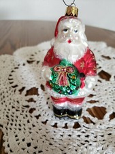NWT Blown Glass Santa with Wreath Ornament NEW