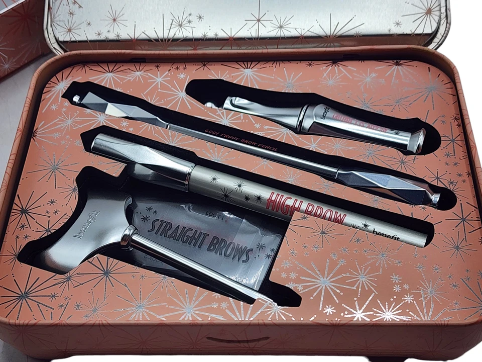 BENEFIT Soft & Naturals Brow Brow Kit - Shade 2 - Shaping Stencils High Brow - Image 2 of 4