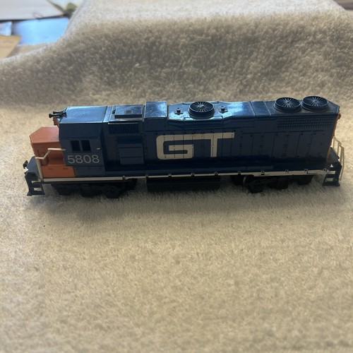 Locomotora realista GP 38-2 GT #5808 HO | Zustand: Used
