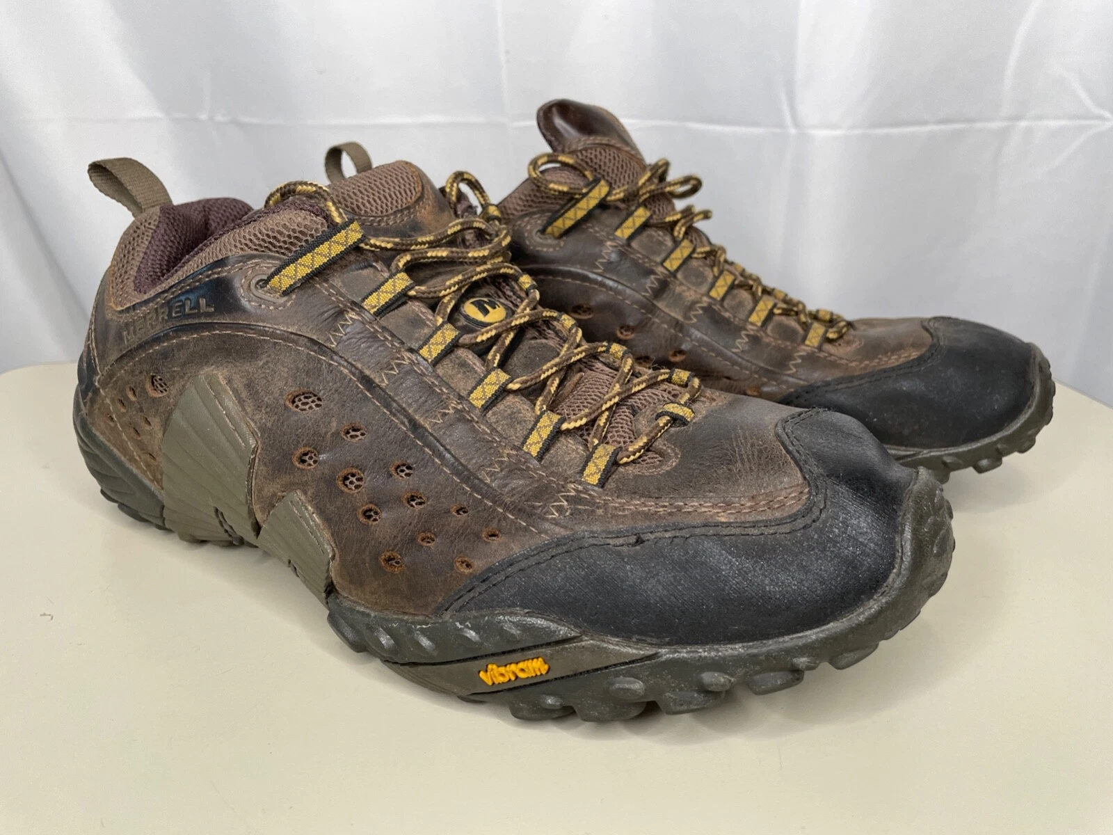 merrell trail leather intercept canteen vibram soles hiking shoes