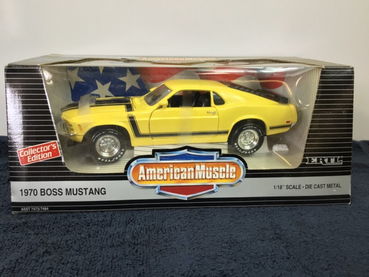 Sealed 70 American Muscle Ford Boss 302 Mustang 1/18 Car Model Kit