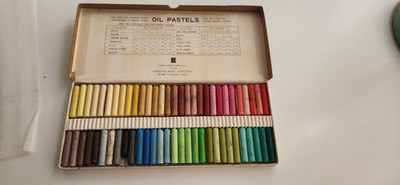 Vintage Greenland Studios 60-Color Oil Pastel Set   Non-Rub Off, Dustless