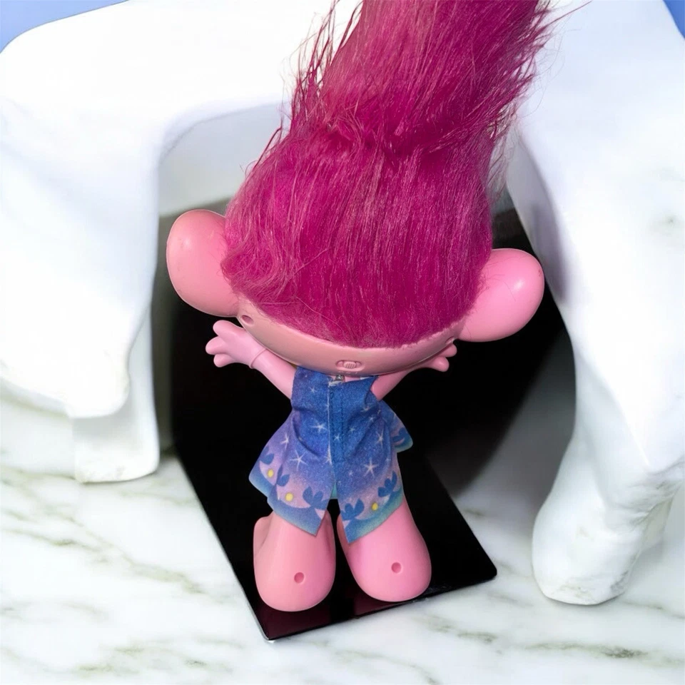 DreamWorks Trolls World Tour Bailar Cabello Amapola Interactivo Hablar Canto  Foto 2 de 2