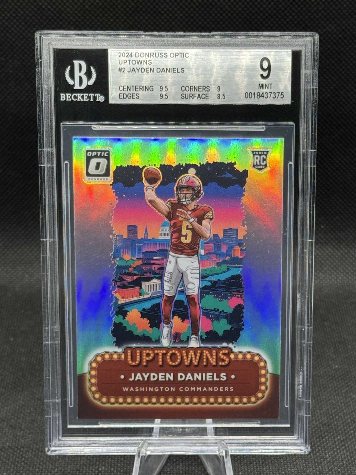 🔥💣ROOKIE CASE HIT!💣🔥 2024 Optic Uptowns Jayden Daniels RC BGS 9